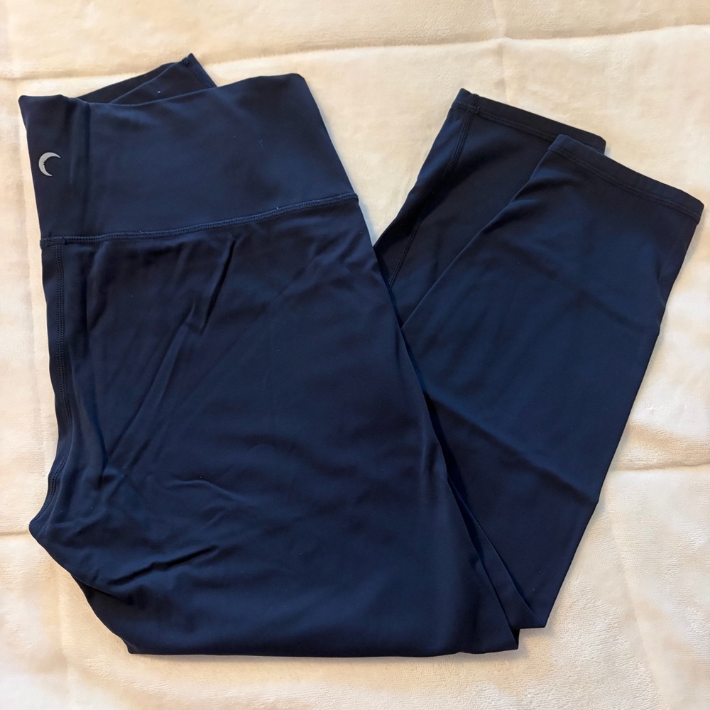 ZYIA Active Navy Blue Fleece Lined Hi-Rise Capri Leggings